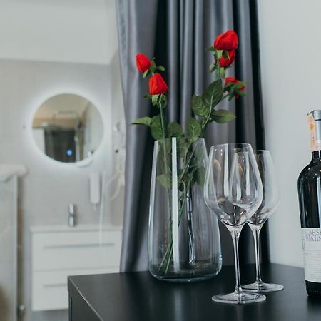 Poppy Downtown Suites Sarajevo 塞拉耶佛 外观 照片