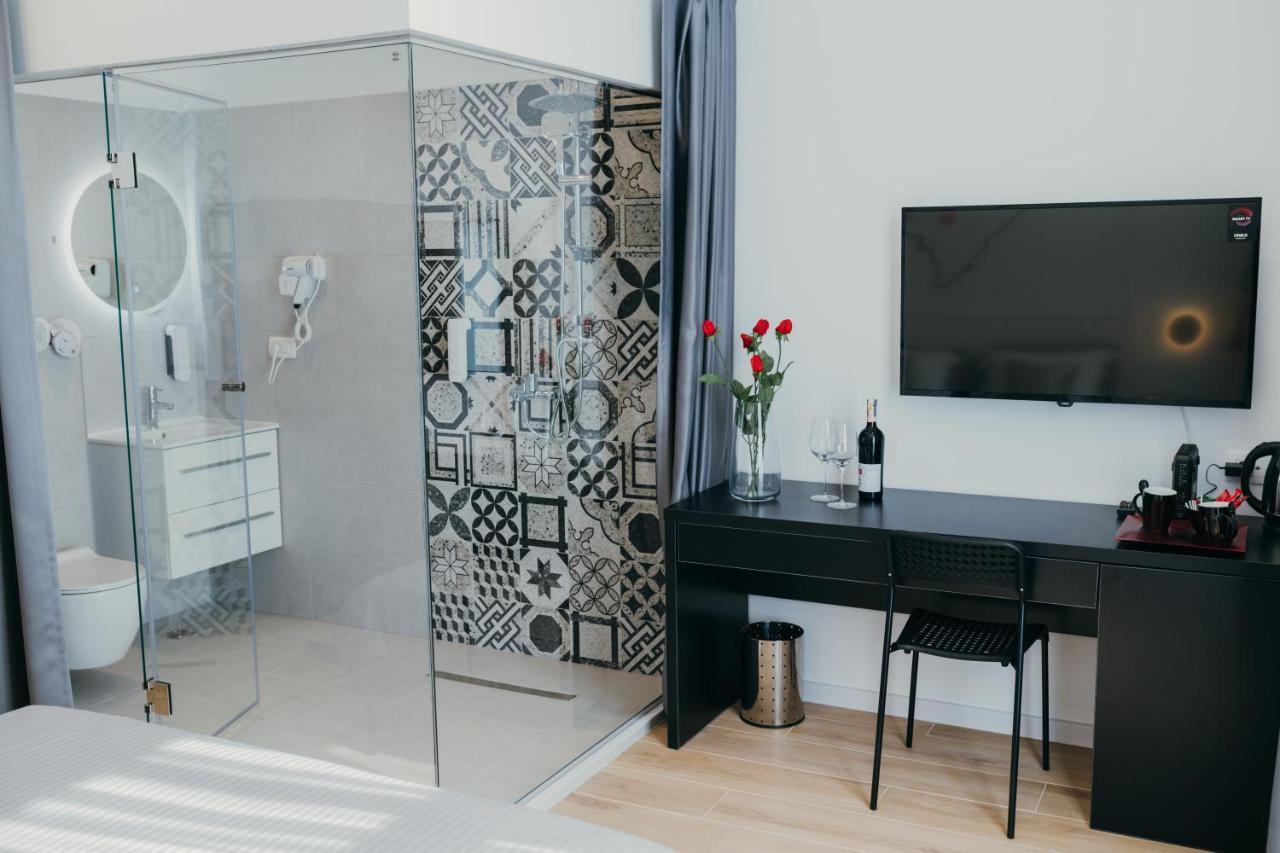 Poppy Downtown Suites Sarajevo 塞拉耶佛 外观 照片