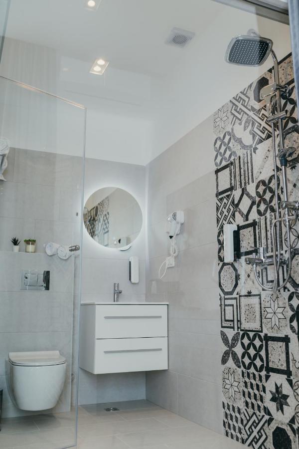 Poppy Downtown Suites Sarajevo 塞拉耶佛 外观 照片